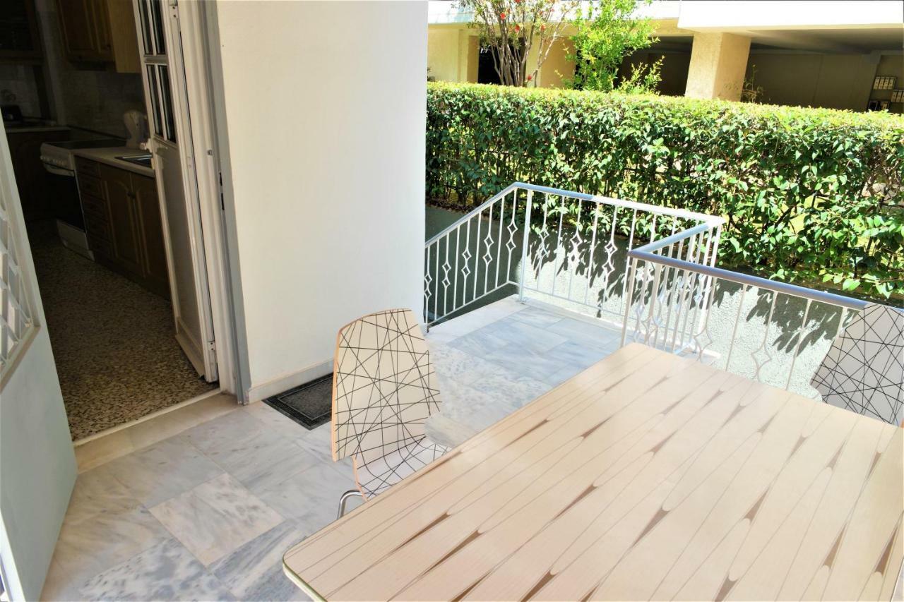 Zefyros Super Cool Apartments Next To Alimos Riviera أثينا المظهر الخارجي الصورة