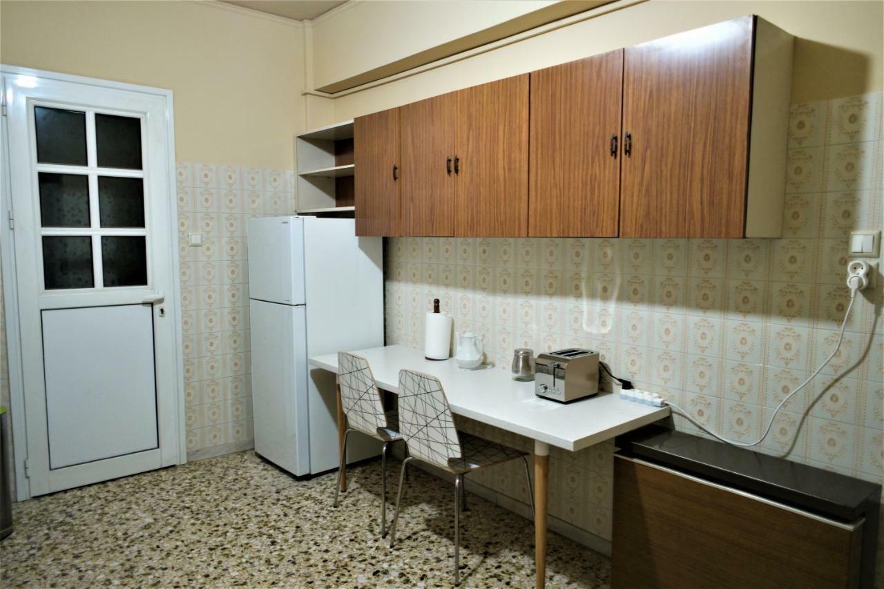 Zefyros Super Cool Apartments Next To Alimos Riviera أثينا المظهر الخارجي الصورة